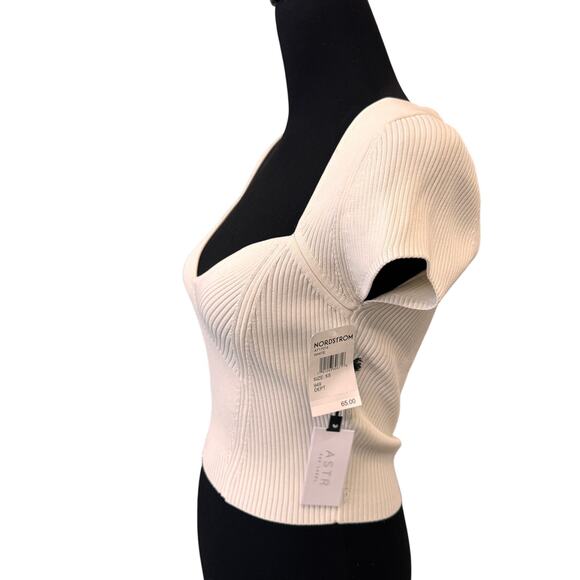 New ASTR the LABEL REVOLVE Women's White Sweetheart Neck Ribbed Top Size XS - Picture 3 of 6